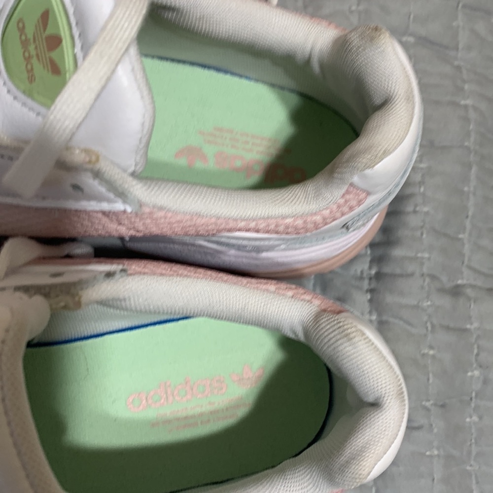 Adidas Torsion tennis shoes - Picture 6 of 12